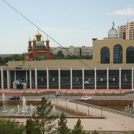 1-Комнатная Квартира На Набережной 파블로다르 외부 사진